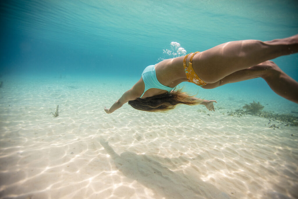 Corsi Apnea Milano Bocconi con certificazione Freediver Padi. Scubacademy è il punto di riferimento per i corsi subacquei PADI a Milano. Offriamo formazione certificata, immersioni sicure e team building subacqueo esclusivo al Bocconi Sport Center. Corsi Ara e Apnea con certificazione Freediver Padi Affiliata CONI
